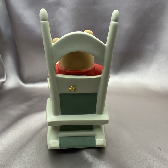 Disney Pooh and Friends Sweet Dreams Little One hand crafted, porcelain figurine - Picture 4 of 8